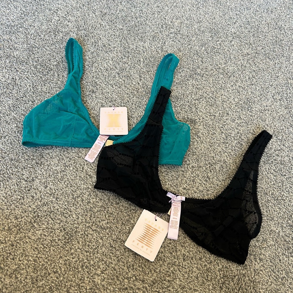 Set of 2 Savage X Fenty Flocked Logo Bralettes size M NWT